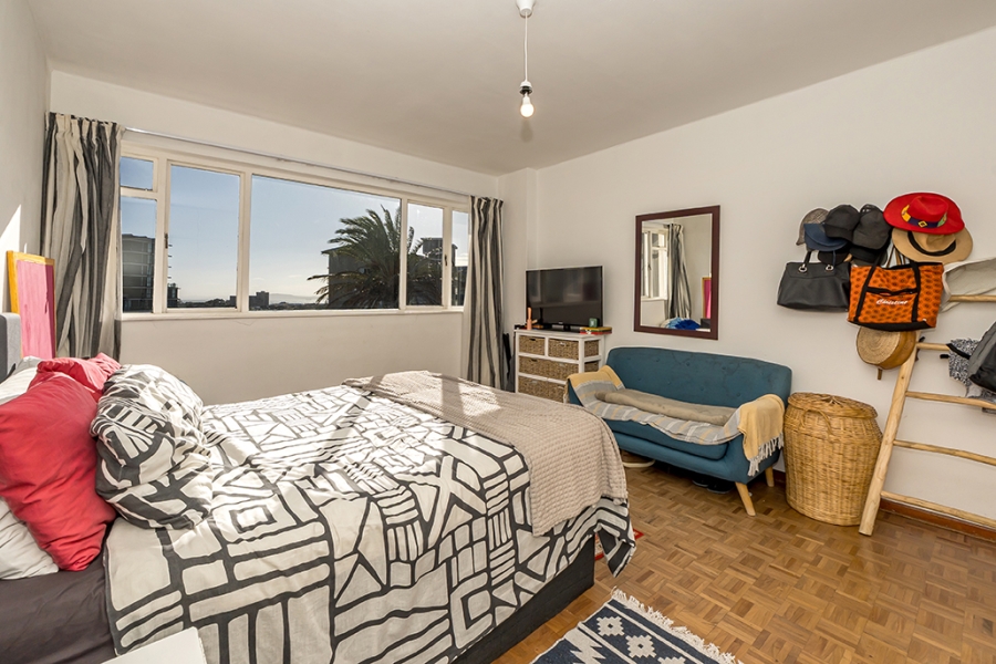 To Let 3 Bedroom Property for Rent in Green Point Western Cape